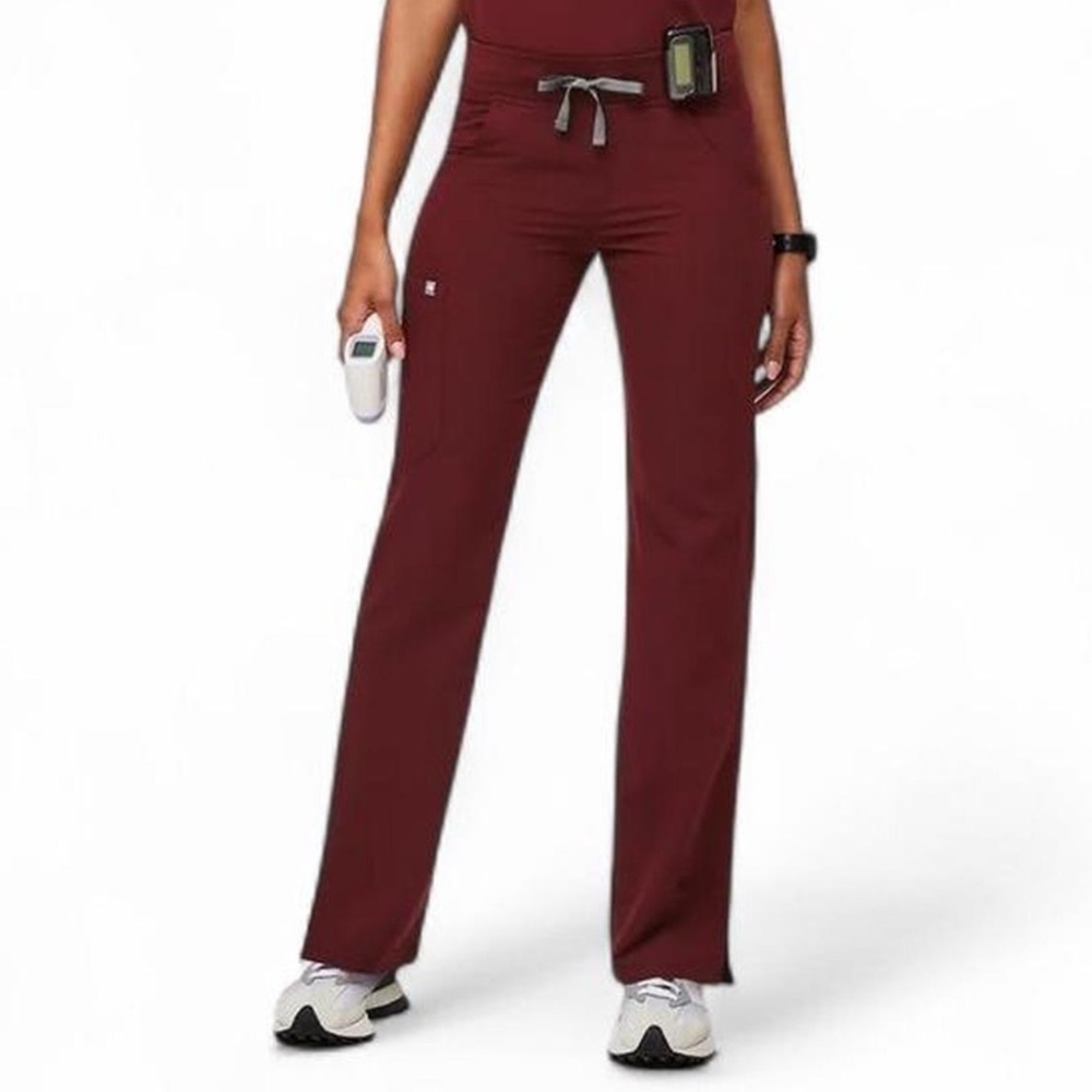 Figs Burgundy Cargo Pants in Size L Regular ! Excellent Condition!